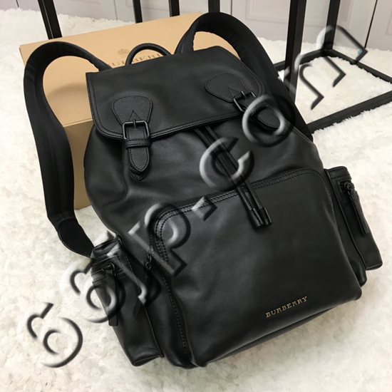 バーバリーバッグ背面デザイン